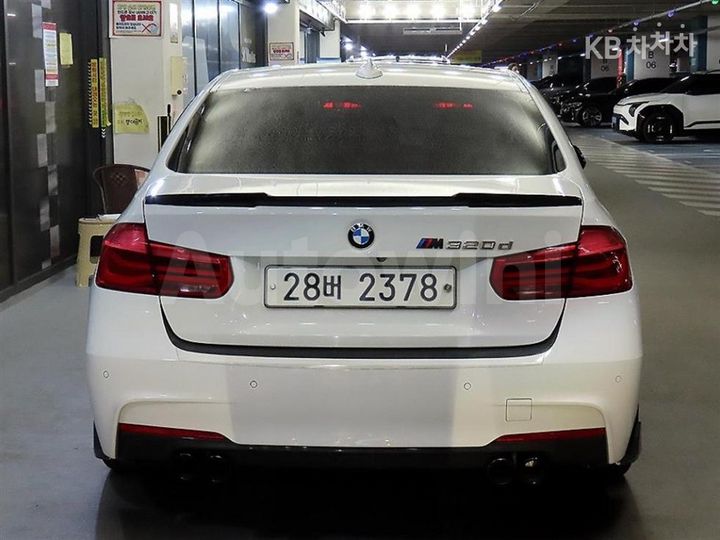 BMW 3 Series 2017 WBA8C5105HK854713 — 5