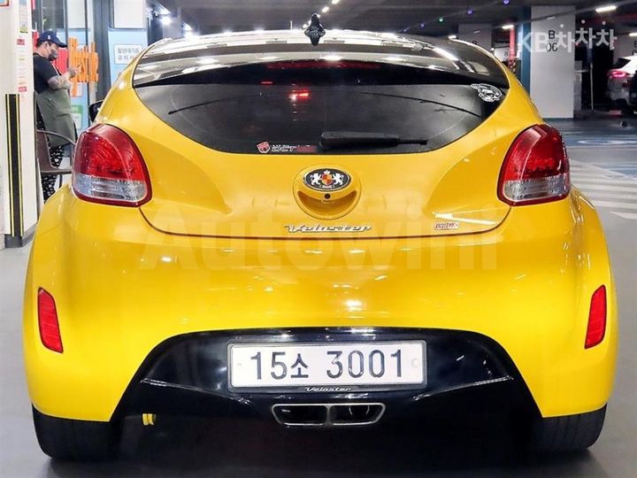 Hyundai Veloster