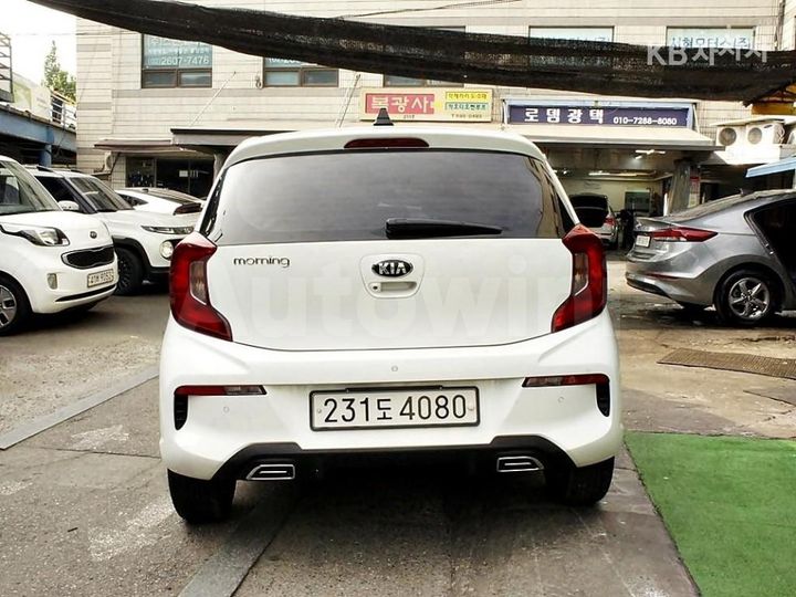 Kia Morning 2021 KNAB6518BMT783578 — 3