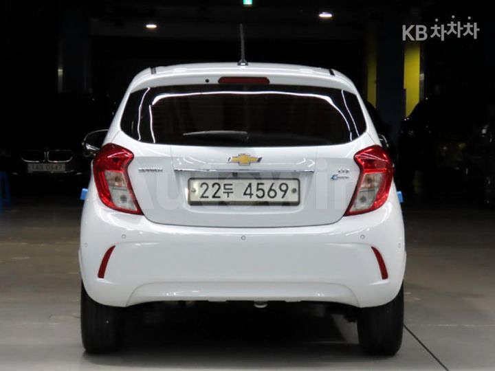 Chevrolet Spark 2018 KLYDC487DJC467736 — 3