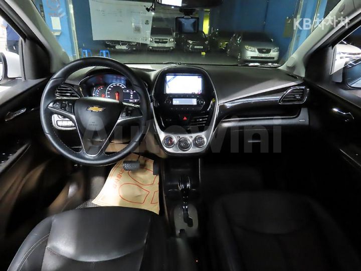 Chevrolet Spark 2018 KLYDC487DJC467736 — 5
