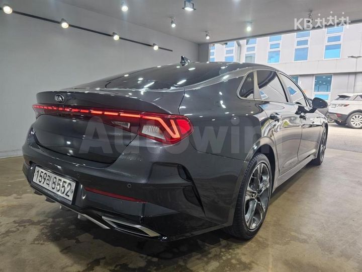 Kia K5 2020 — 4