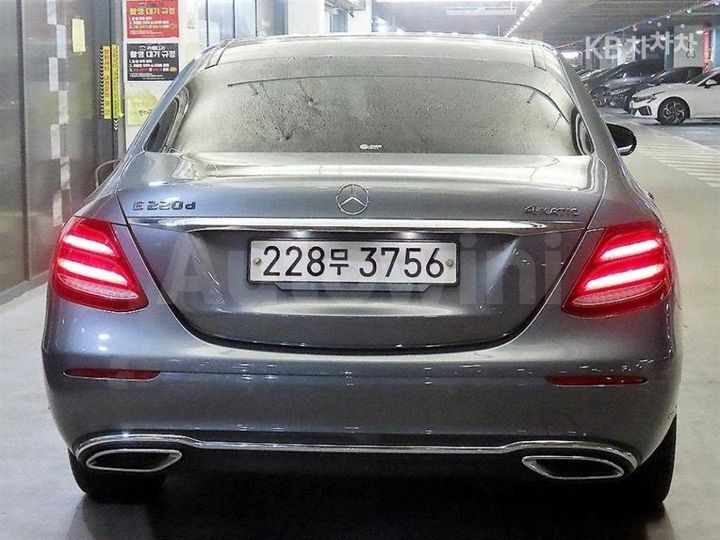 Mercedes-Benz E Class 2020 W1KZF0FB2LA844575 — 5