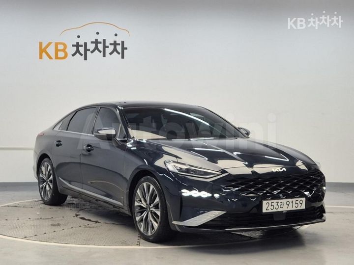 Kia K8 2022 KNAM641BBNA012991 — 4