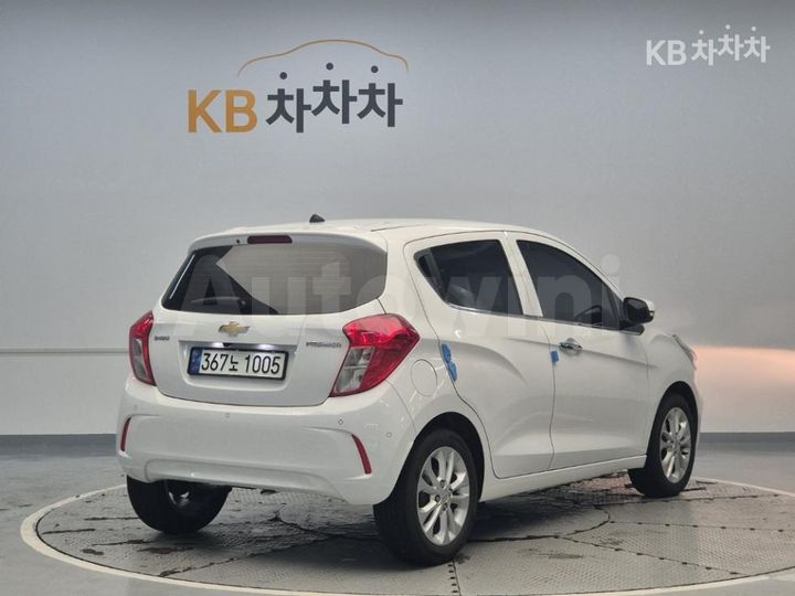 Chevrolet Spark 2021 KLYDC487DMC218593 — 3