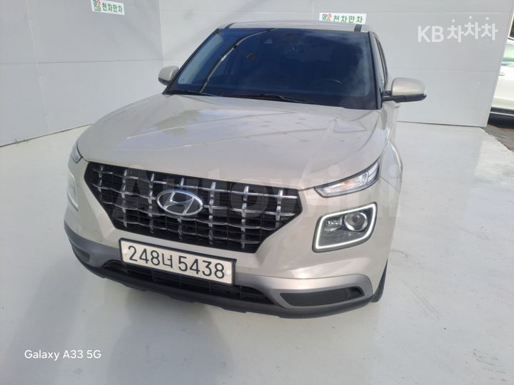 Hyundai Venue