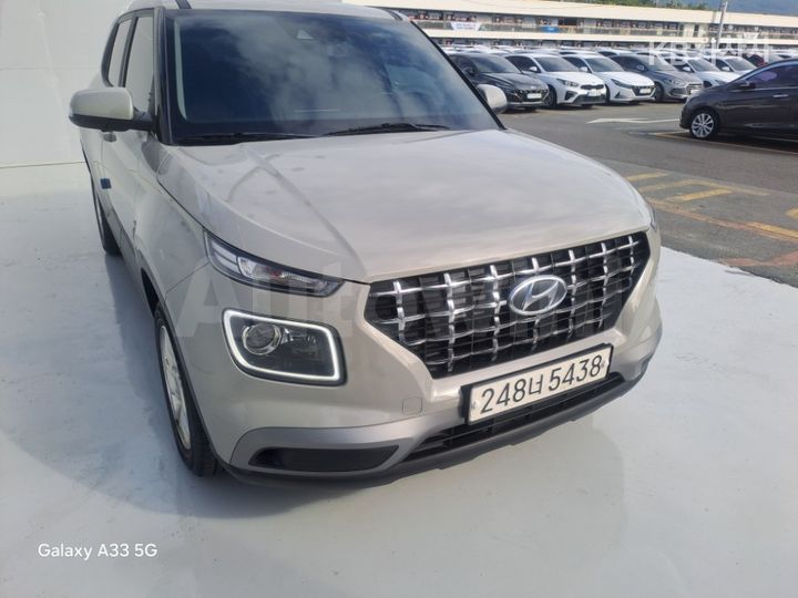 Hyundai Venue