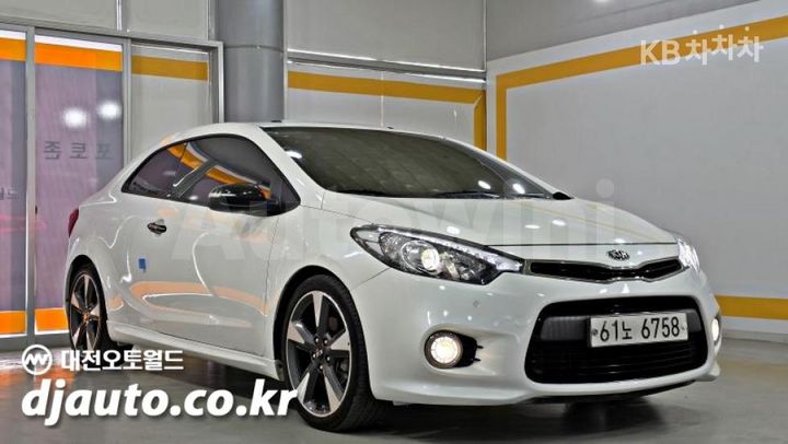 Kia K3 2014 — 3