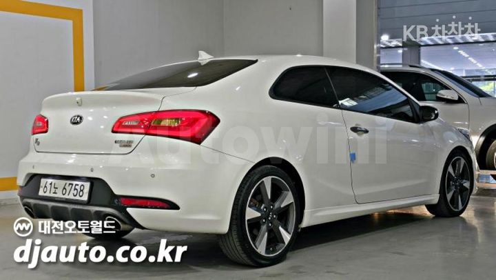 Kia K3 2014 — 4