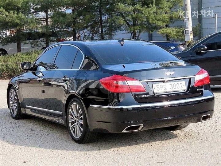 Hyundai Genesis 2013 KMHGE41BBDU206410 — 3