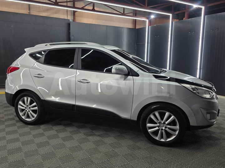Hyundai Tucson 2011 — 5