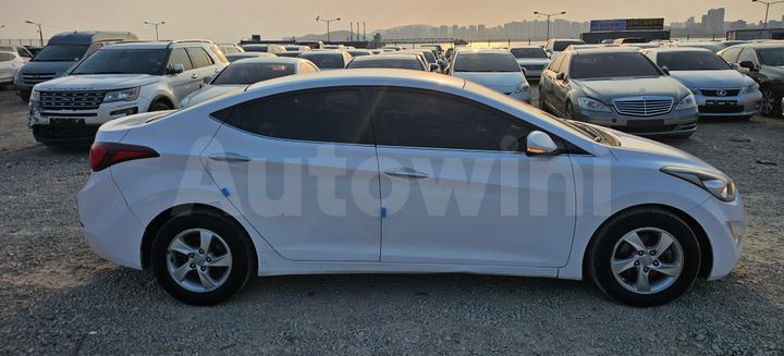 Hyundai Avante 2016 — 4