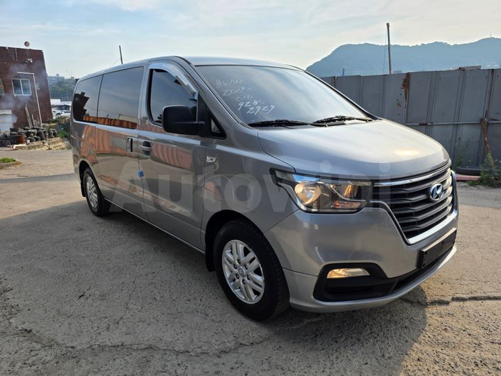 Hyundai Starex 2019 — 3