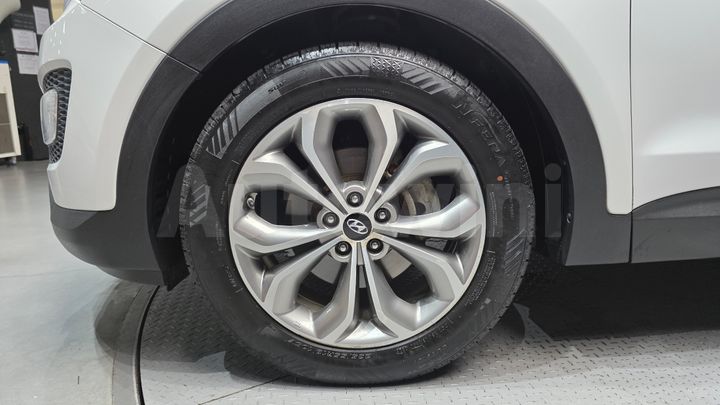 Hyundai SantaFe 2015 — 5