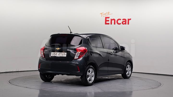 Chevrolet Spark 2017 — 2