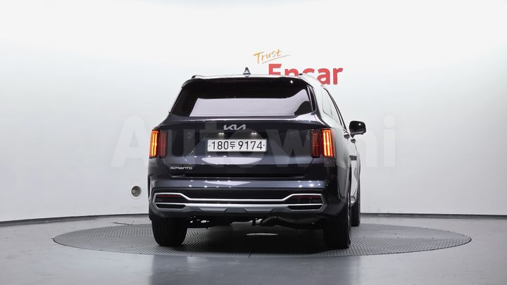 Kia Sorento 2023 — 4