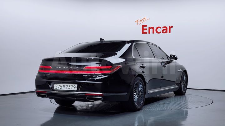 Genesis G90 2019 — 2