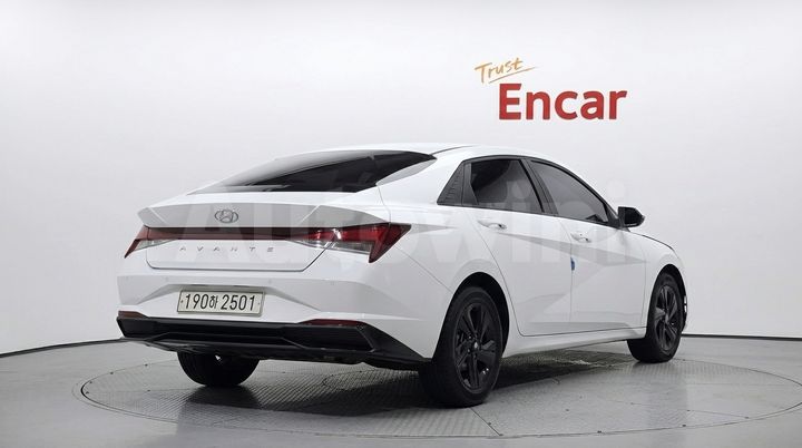 Hyundai Avante 2023 — 2