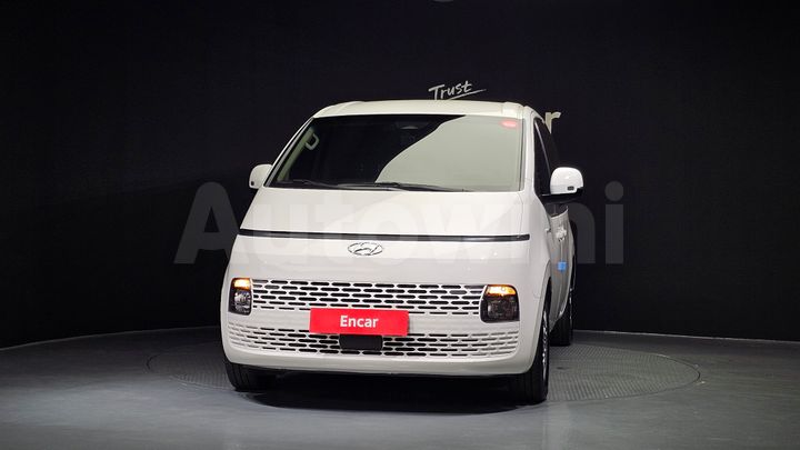 Hyundai Staria 2022 — 3