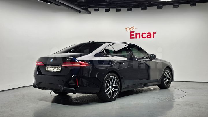 BMW 5 Series 2025 — 2