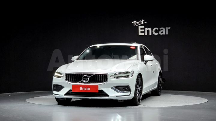 Volvo S60 2022 — 3