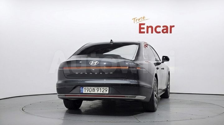 Hyundai Grandeur 2023 — 4