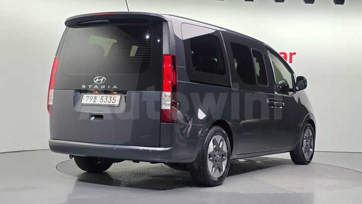 Hyundai Staria 2022 — 2