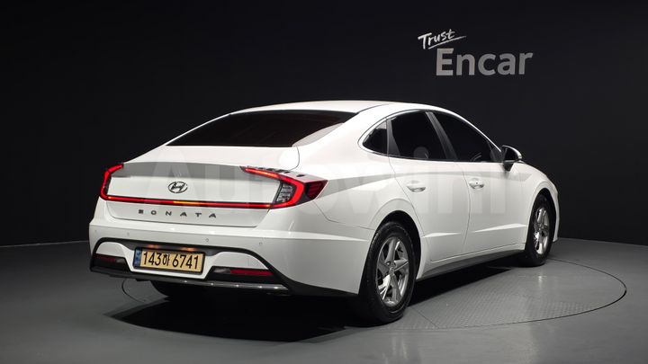 Hyundai Sonata 2022 — 2