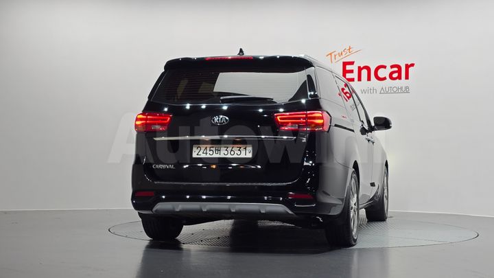 Kia Carnival 2020 — 4