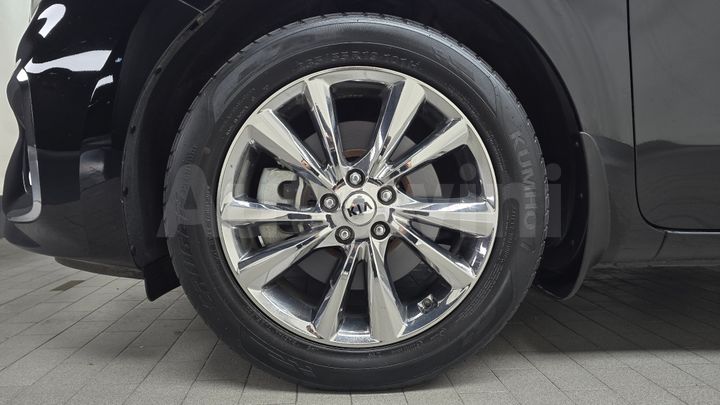 Kia Carnival 2020 — 5