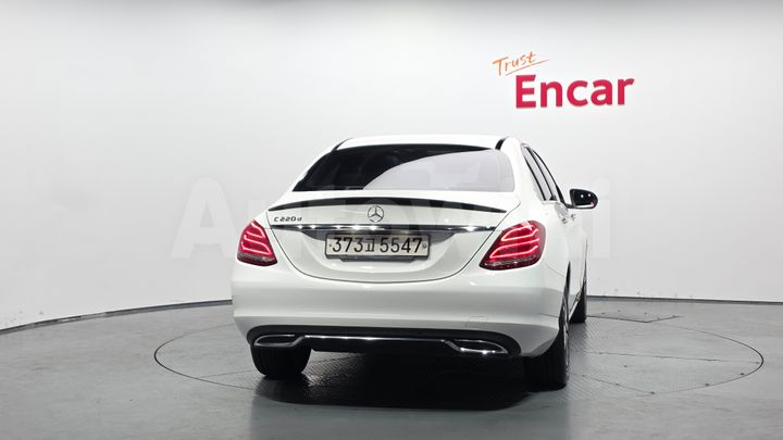 Mercedes-Benz C Class 2017 — 4