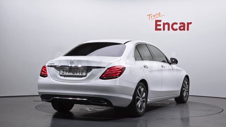 Mercedes-Benz C Class 2016 — 2