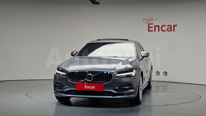 Volvo S90 2019 — 3