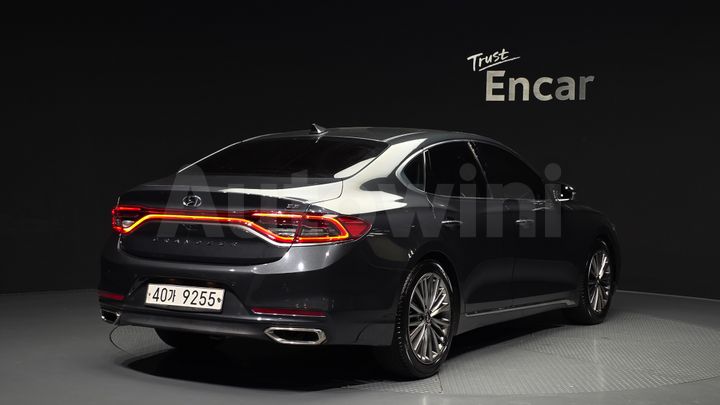 Hyundai Grandeur 2018 — 2