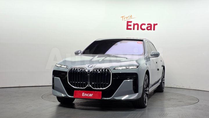 BMW i7 2025 — 3