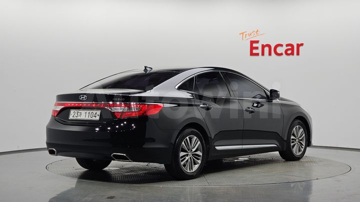 Hyundai Grandeur 2017 — 2