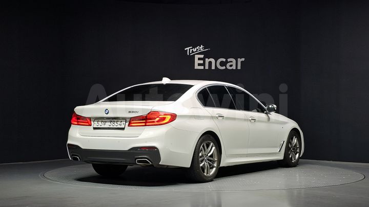 BMW 5 Series 2018 — 2