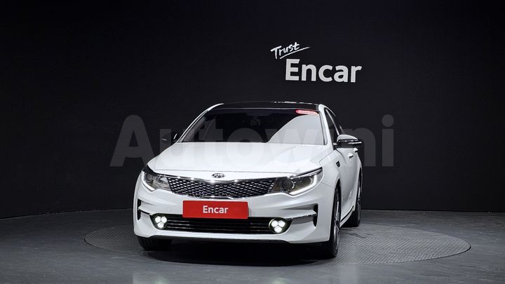 Kia K5 2016 — 2