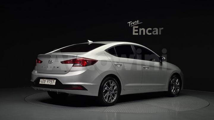 Hyundai Avante 2019 — 2