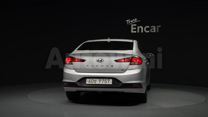 Hyundai Avante 2019 — 4
