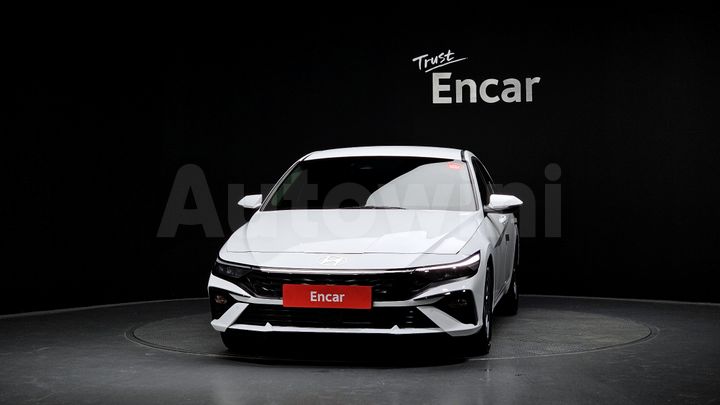 Hyundai Avante 2026 — 3