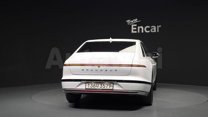 Hyundai Grandeur 2023 — 4