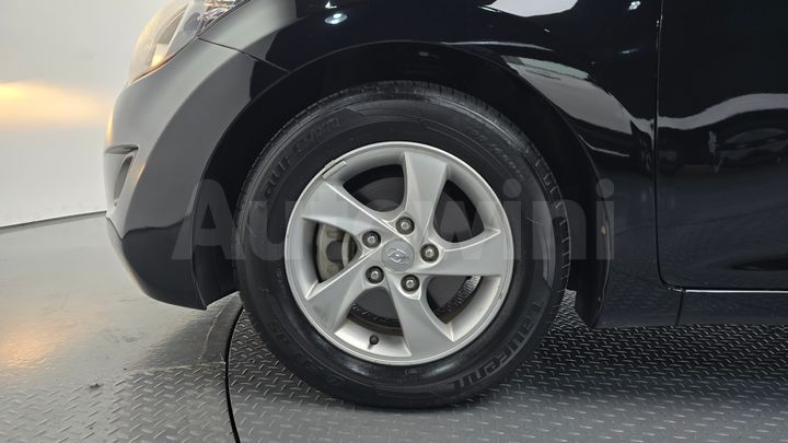 Hyundai Avante 2013 — 5