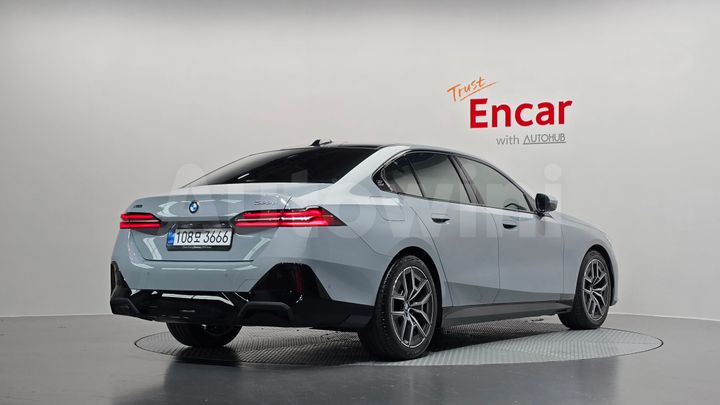 BMW 5 Series 2026 — 2
