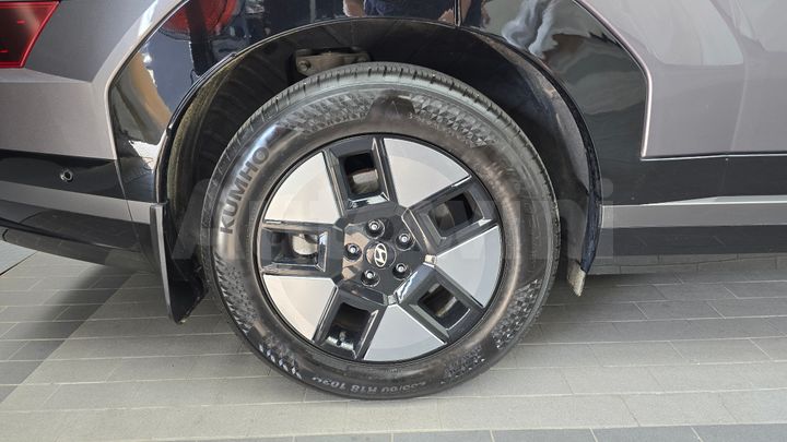 Hyundai SantaFe 2024 — 5