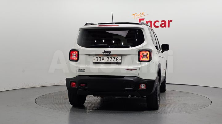 Jeep Renegade 2017 — 4