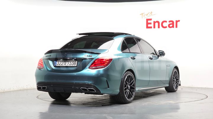 Mercedes Benz C Class 2018 — 2
