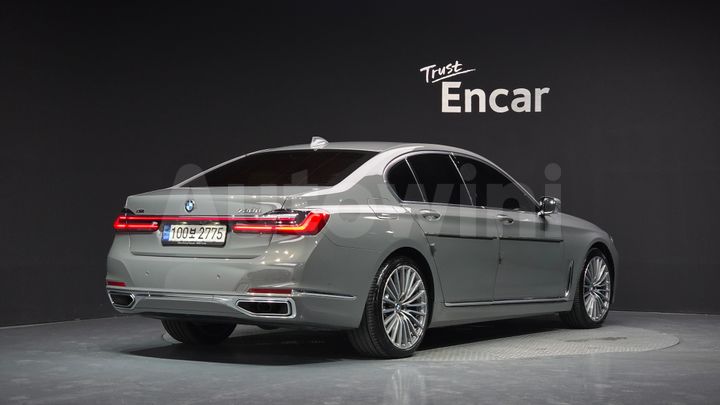 BMW 7 Series 2022 — 2