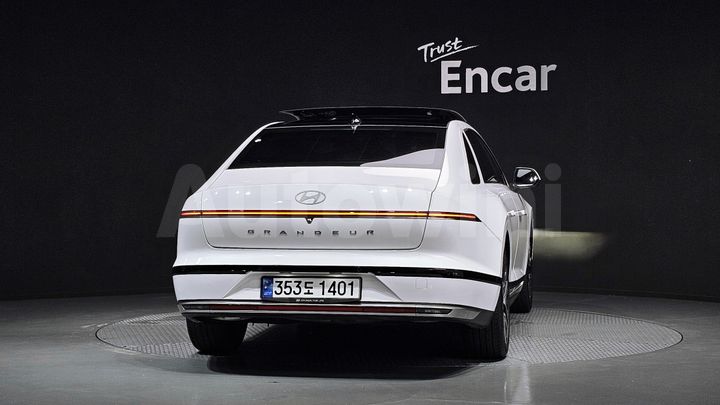 Hyundai Grandeur 2023 — 4
