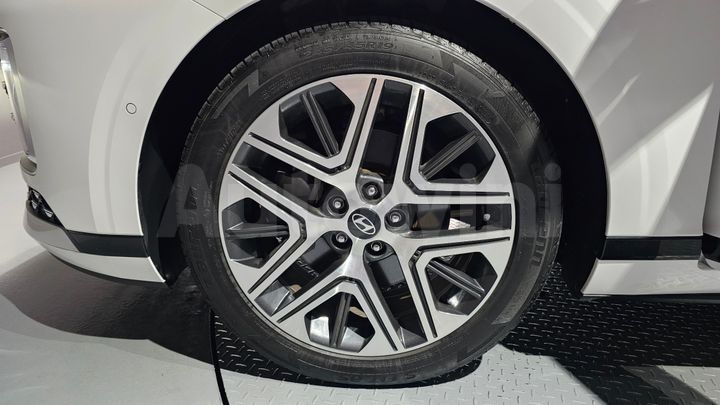 Hyundai Grandeur 2023 — 5